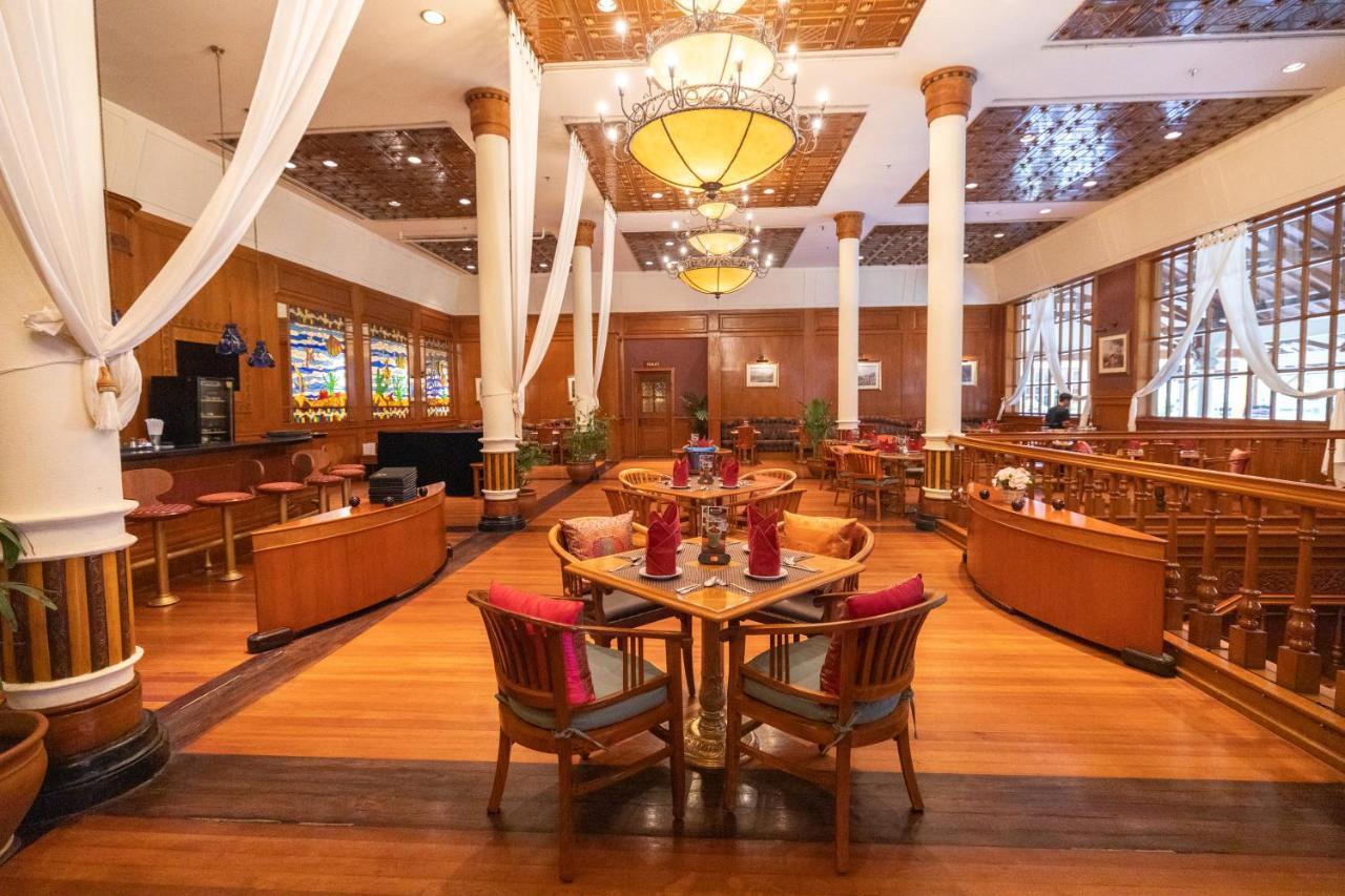 Ayodya Resort Bali Nusa Dua  Esterno foto The interior of the restaurant