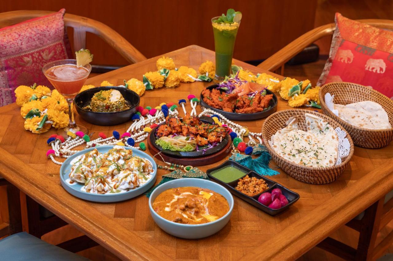Ayodya Resort Bali Nusa Dua  Esterno foto A selection of Indian cuisine