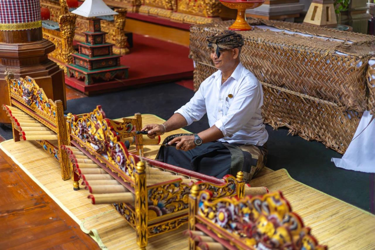 Ayodya Resort Bali Nusa Dua  Esterno foto A gamelan player in Bali