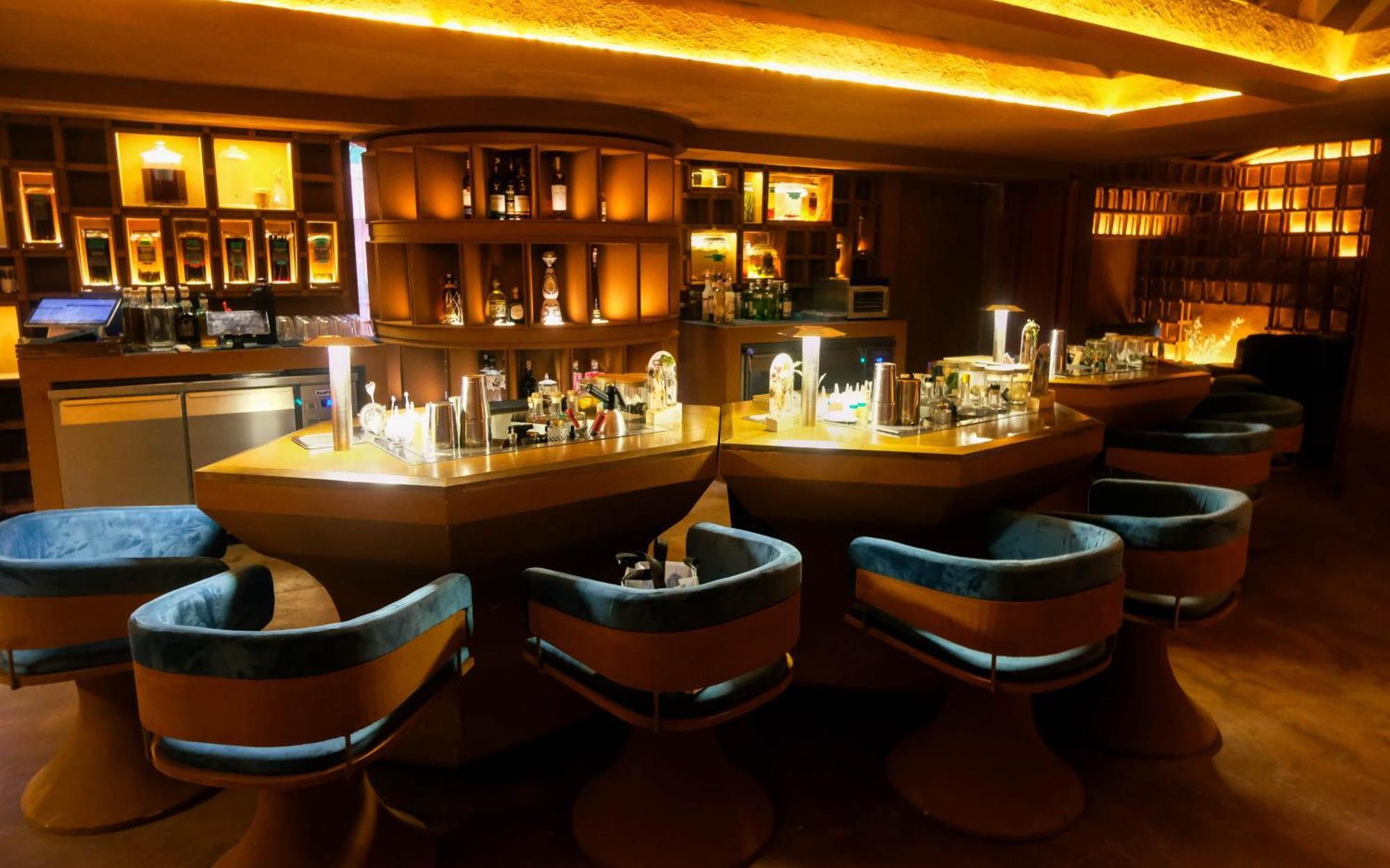 Ayodya Resort Bali Nusa Dua  Esterno foto The bar at the 1919