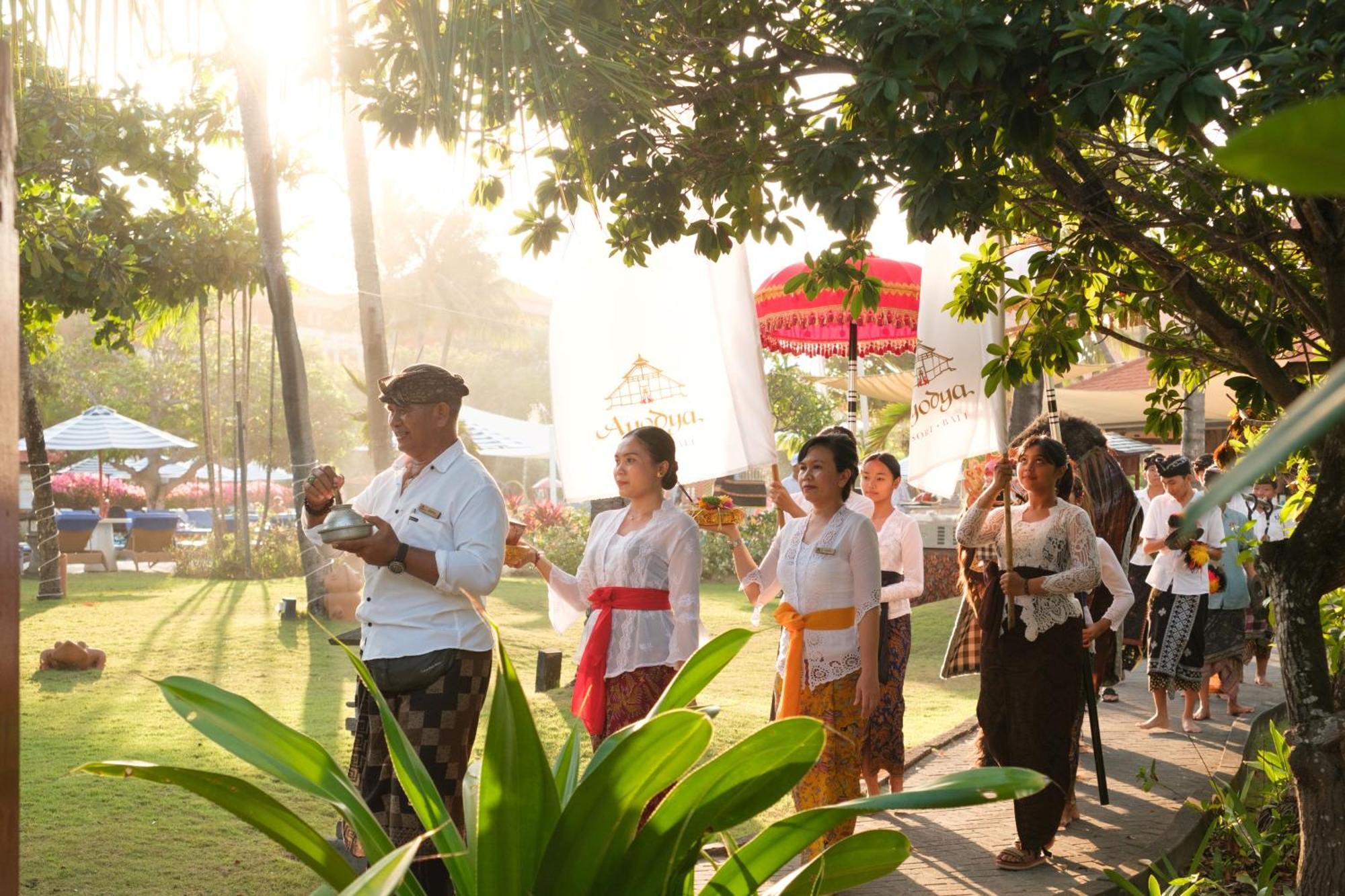Ayodya Resort Bali Nusa Dua  Esterno foto The annual festival of the temple